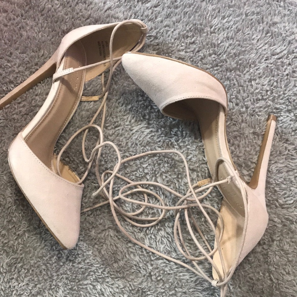 Shoes (heel)